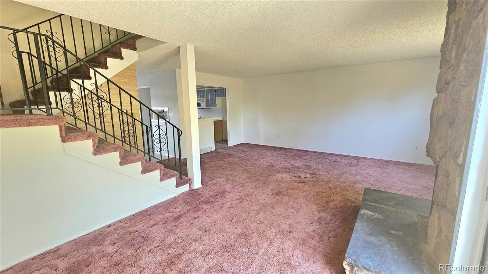 2635 S Peoria Street