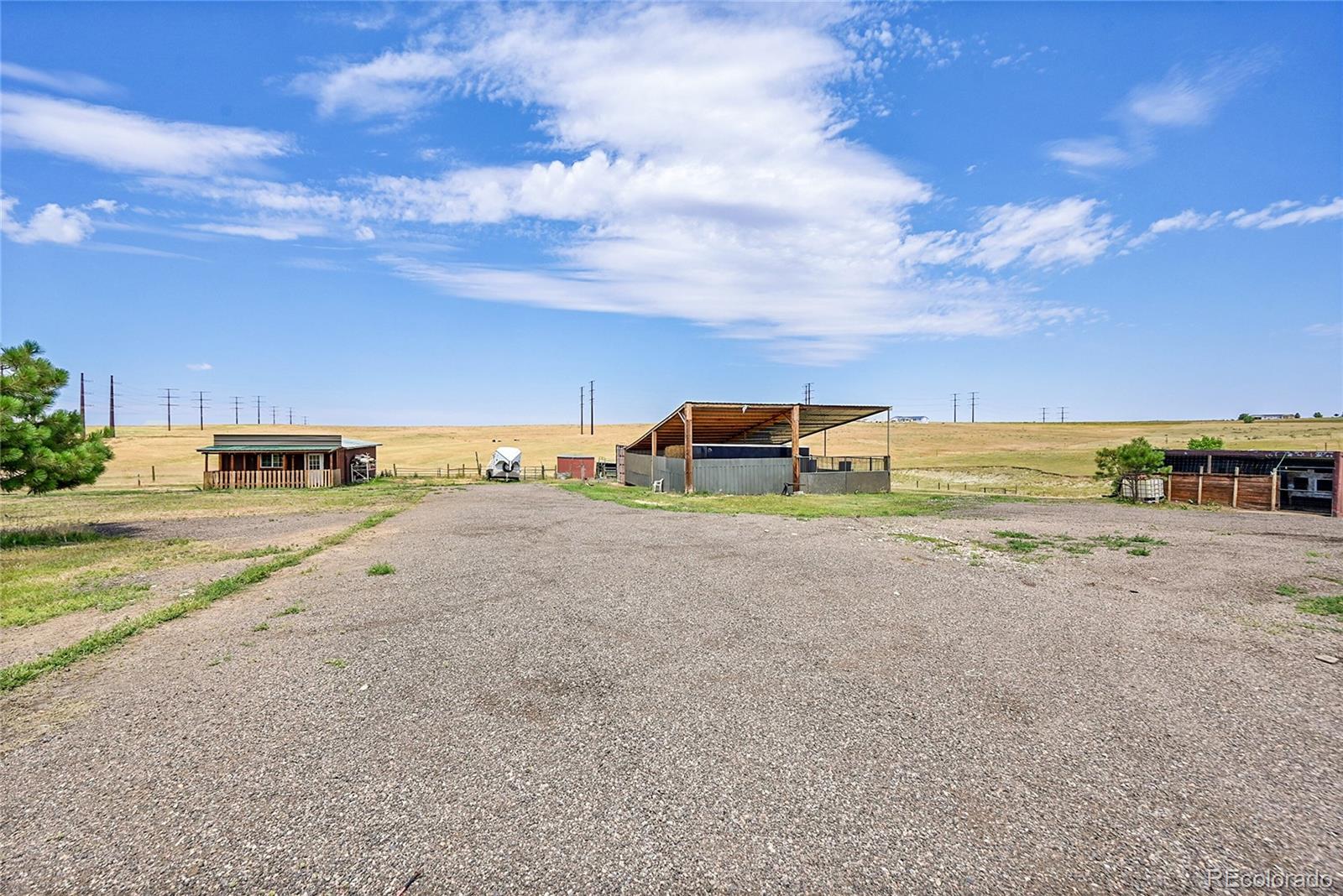 5225 Tom Bay Place