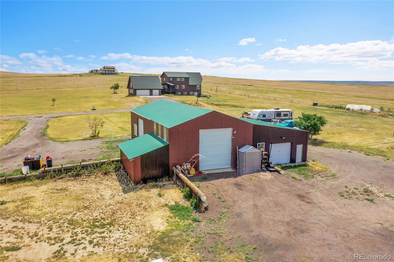 5225 Tom Bay Place