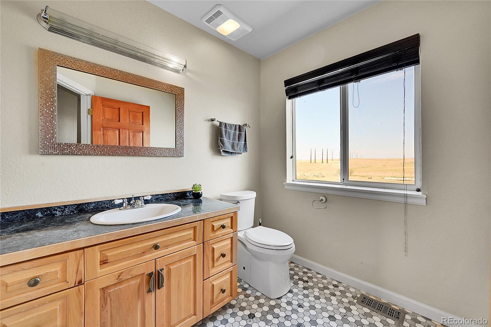 5225 Tom Bay Place