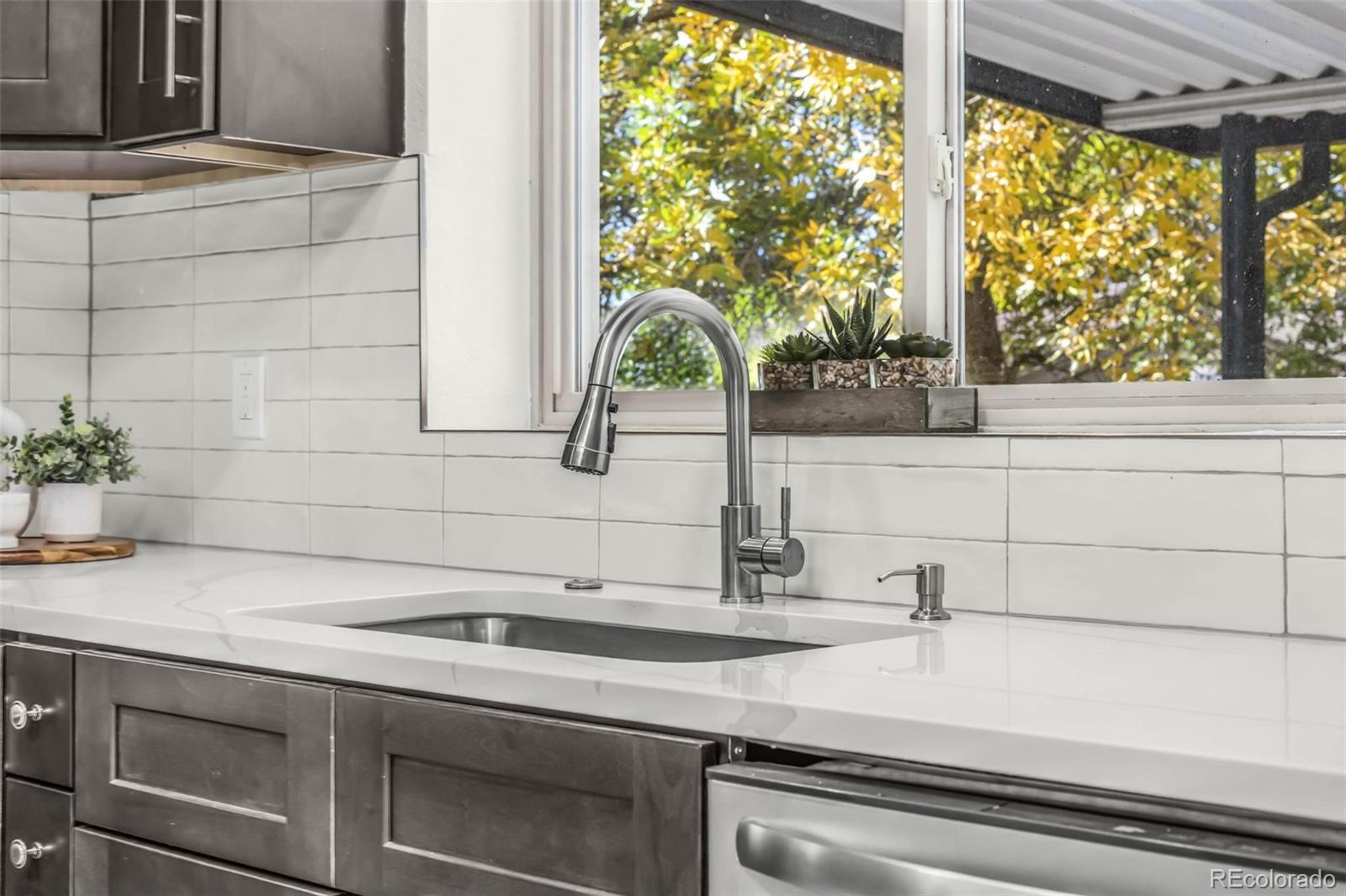 1115 S Harlan Street