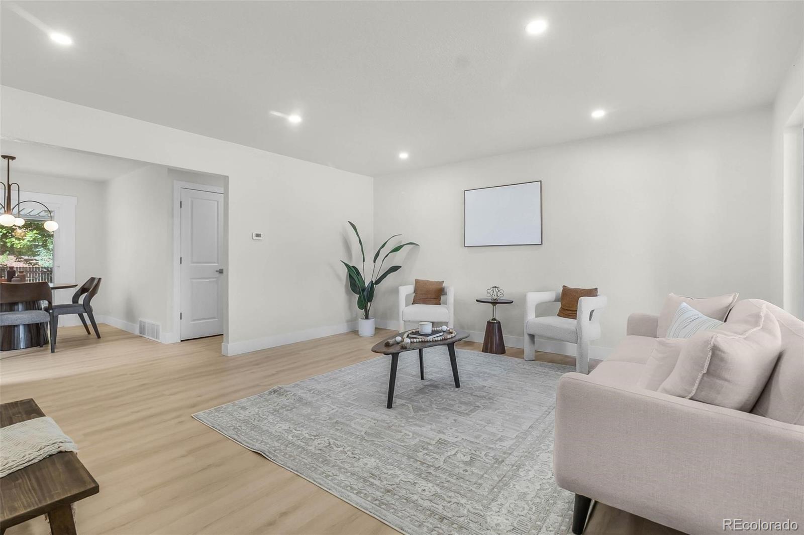 1115 S Harlan Street