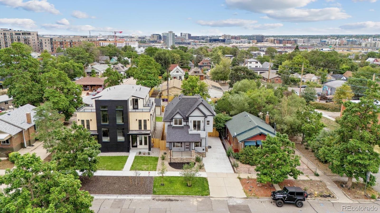 3908 Mariposa Street