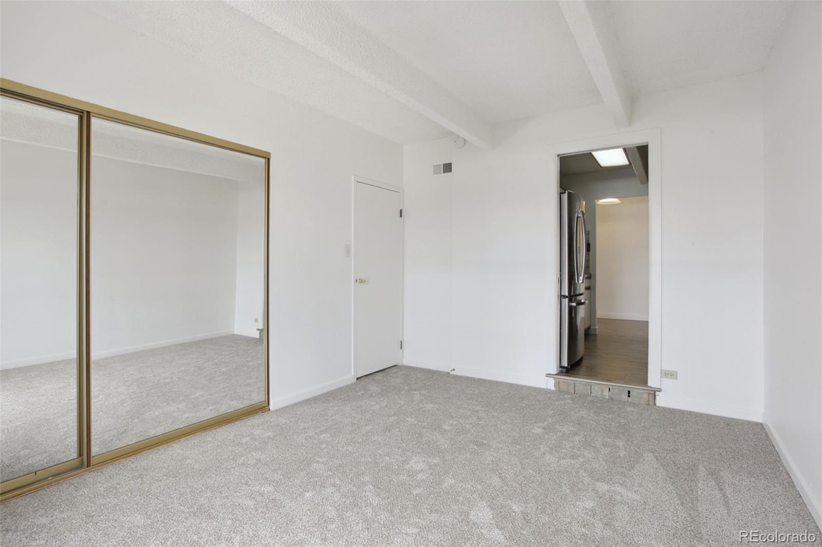 8060 E Girard Avenue Unit: 1011