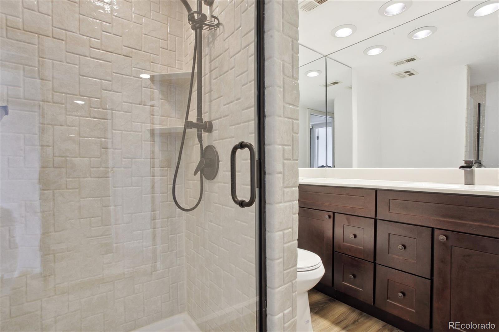 8060 E Girard Avenue Unit: 1011