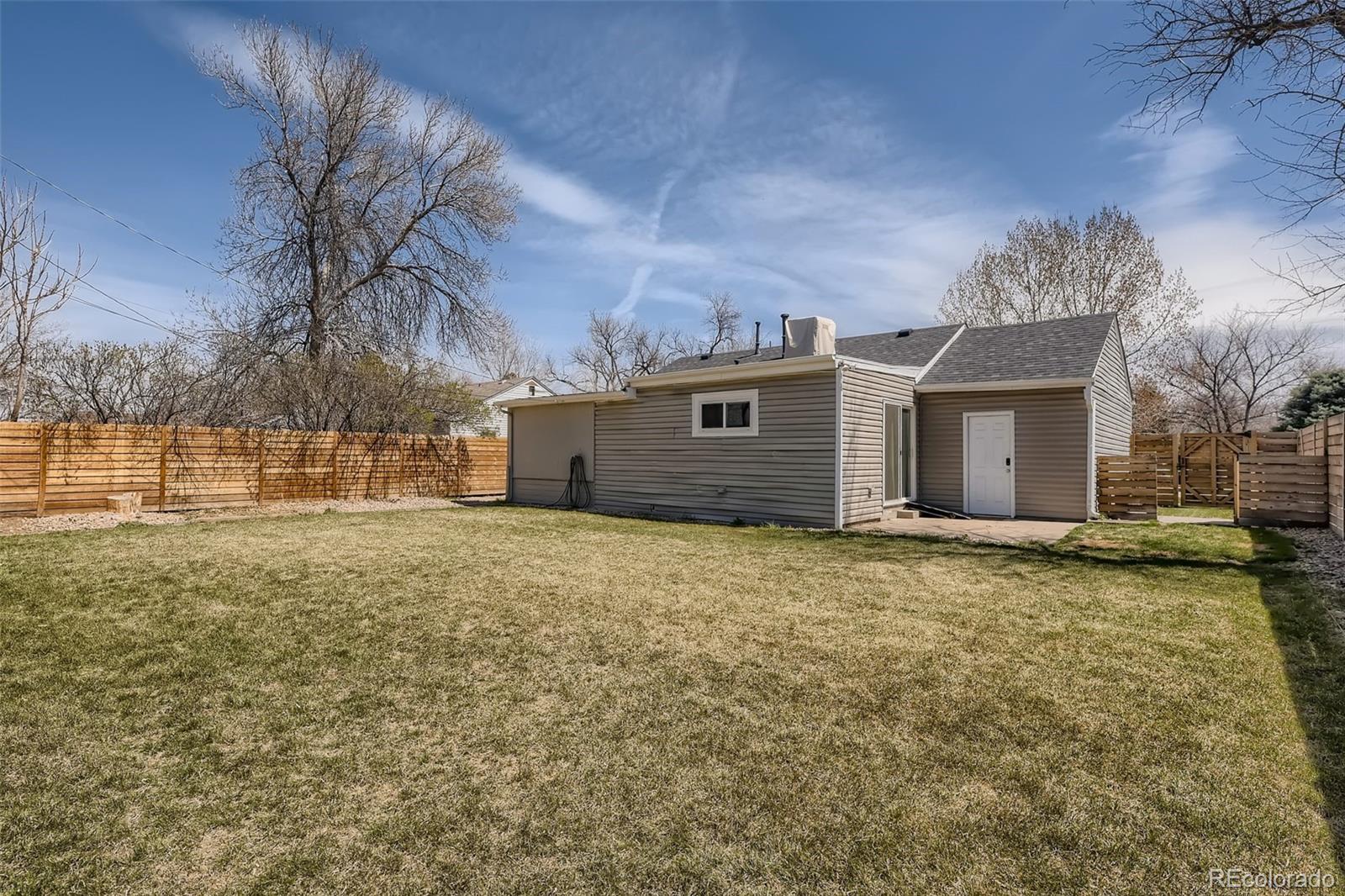 2305 S Knox