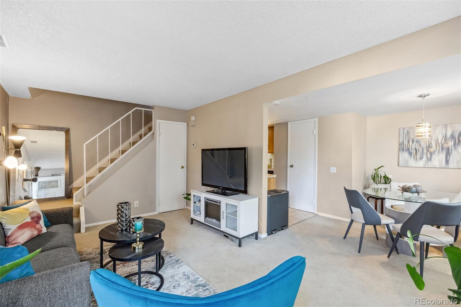 9005 E Lehigh Avenue Unit: 6