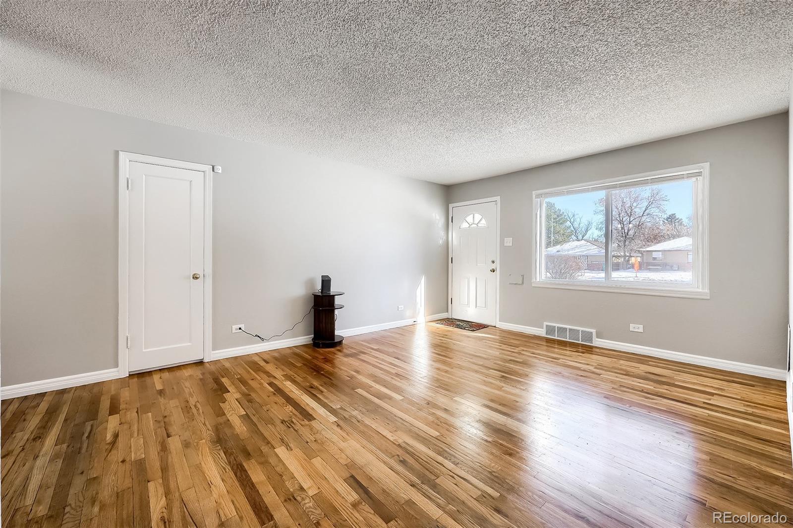 1945 Yosemite Street