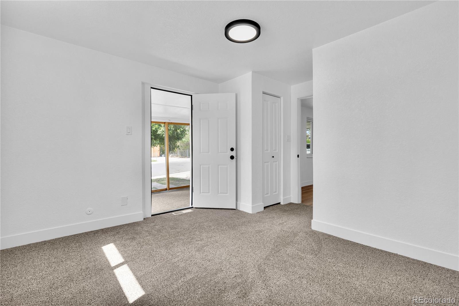 888-882 Wolff Street