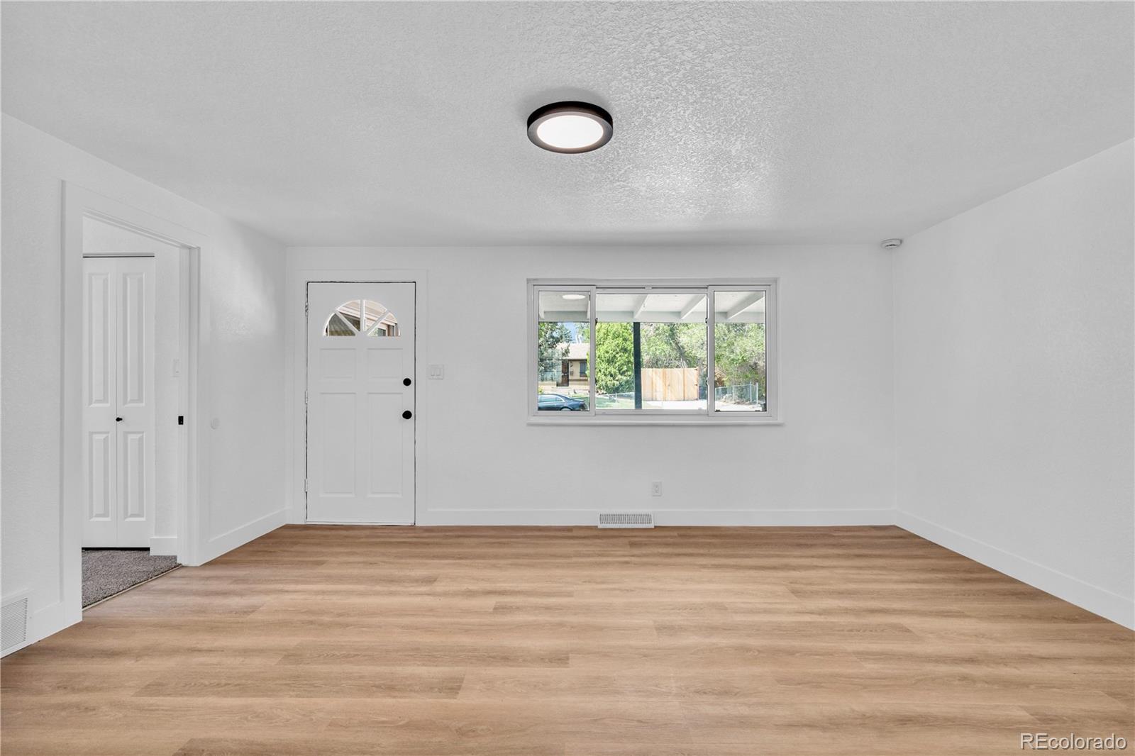 888-882 Wolff Street