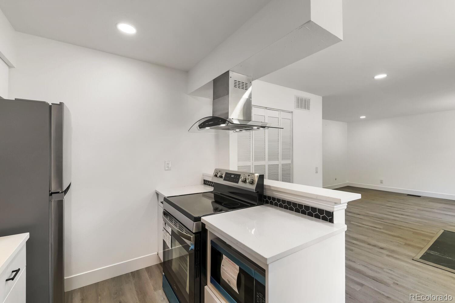 9105 E Lehigh Avenue Unit: 77