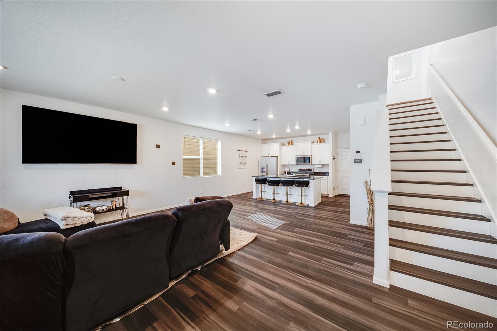 21538 E 59th Place