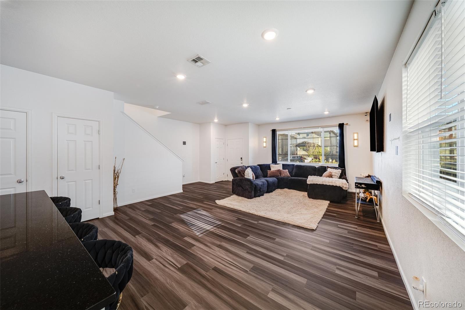 21538 E 59th Place