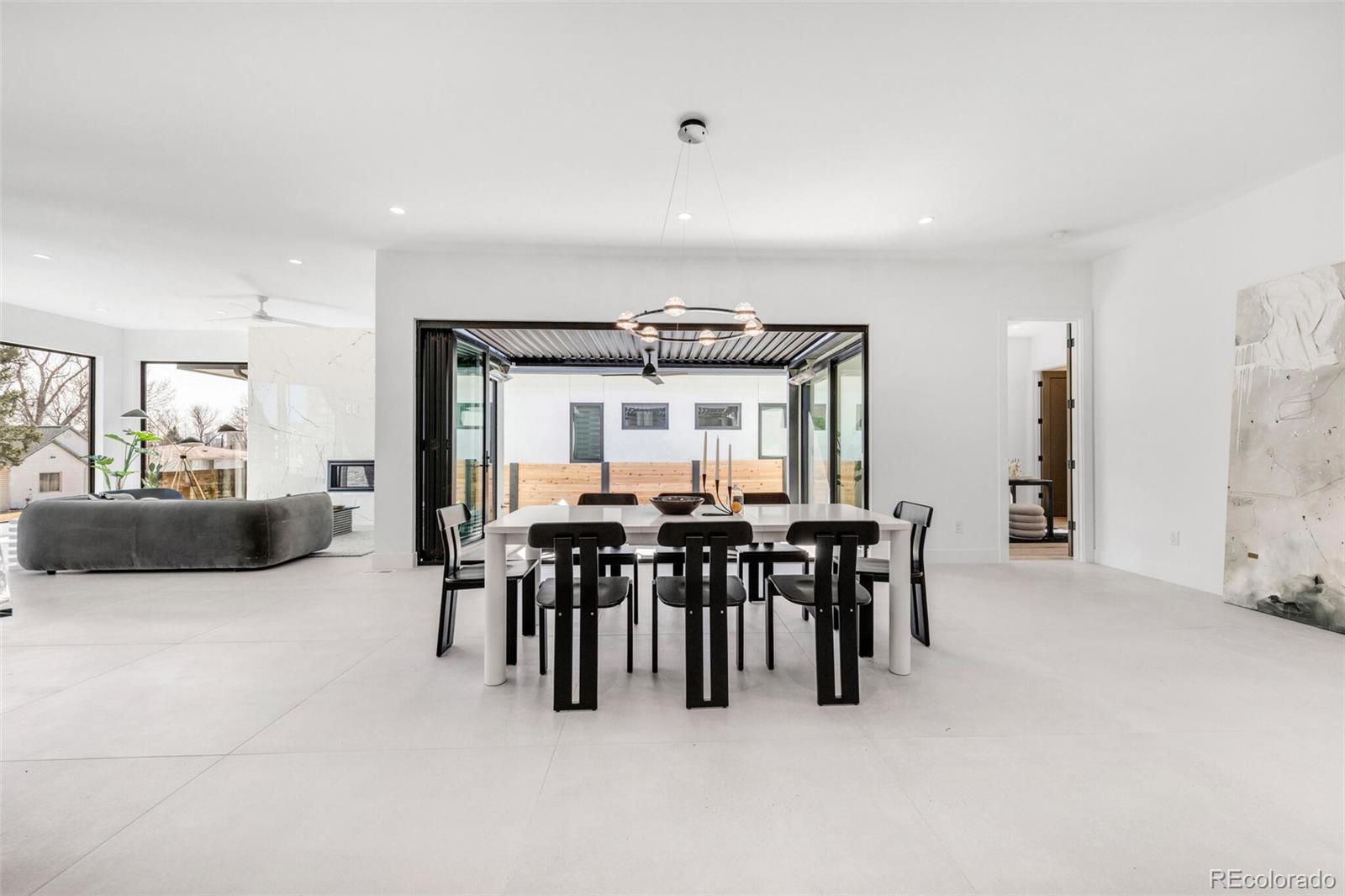 4735 Elm Court