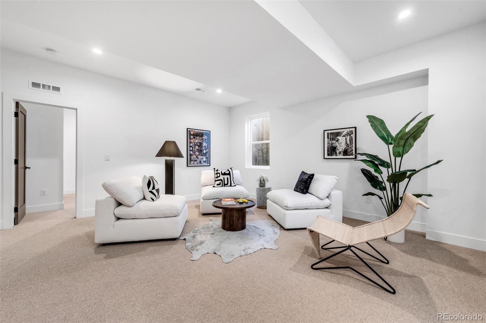4735 Elm Court