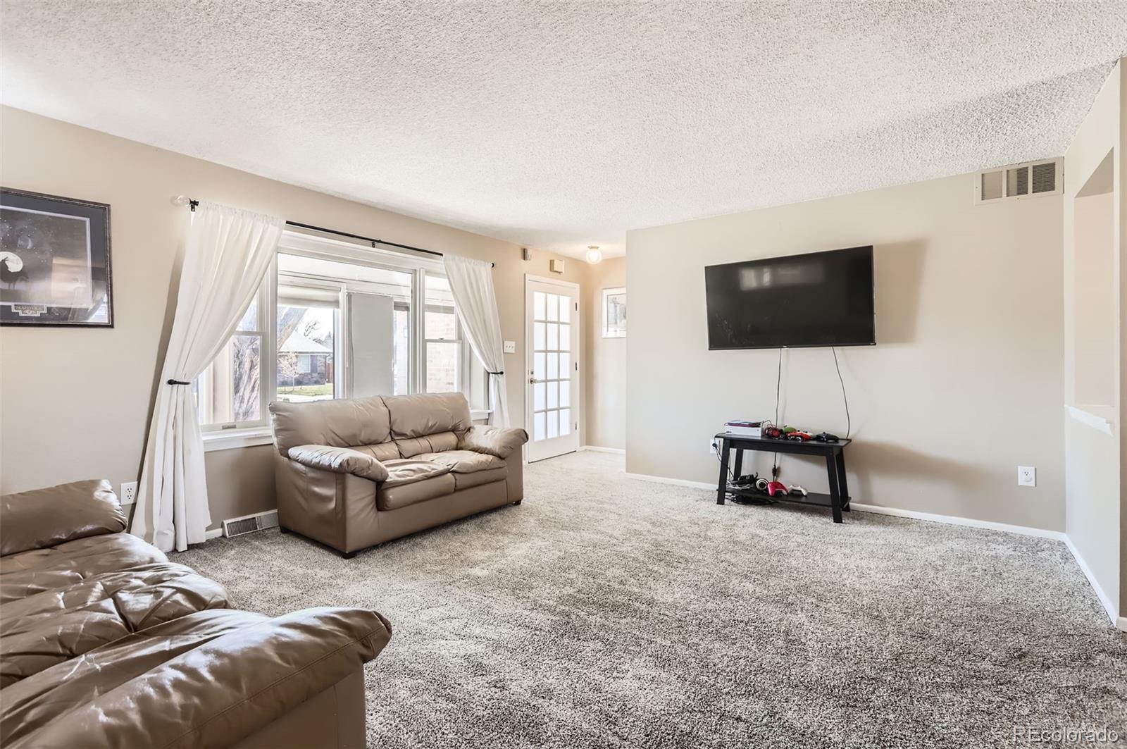 12952 Columbine Circle