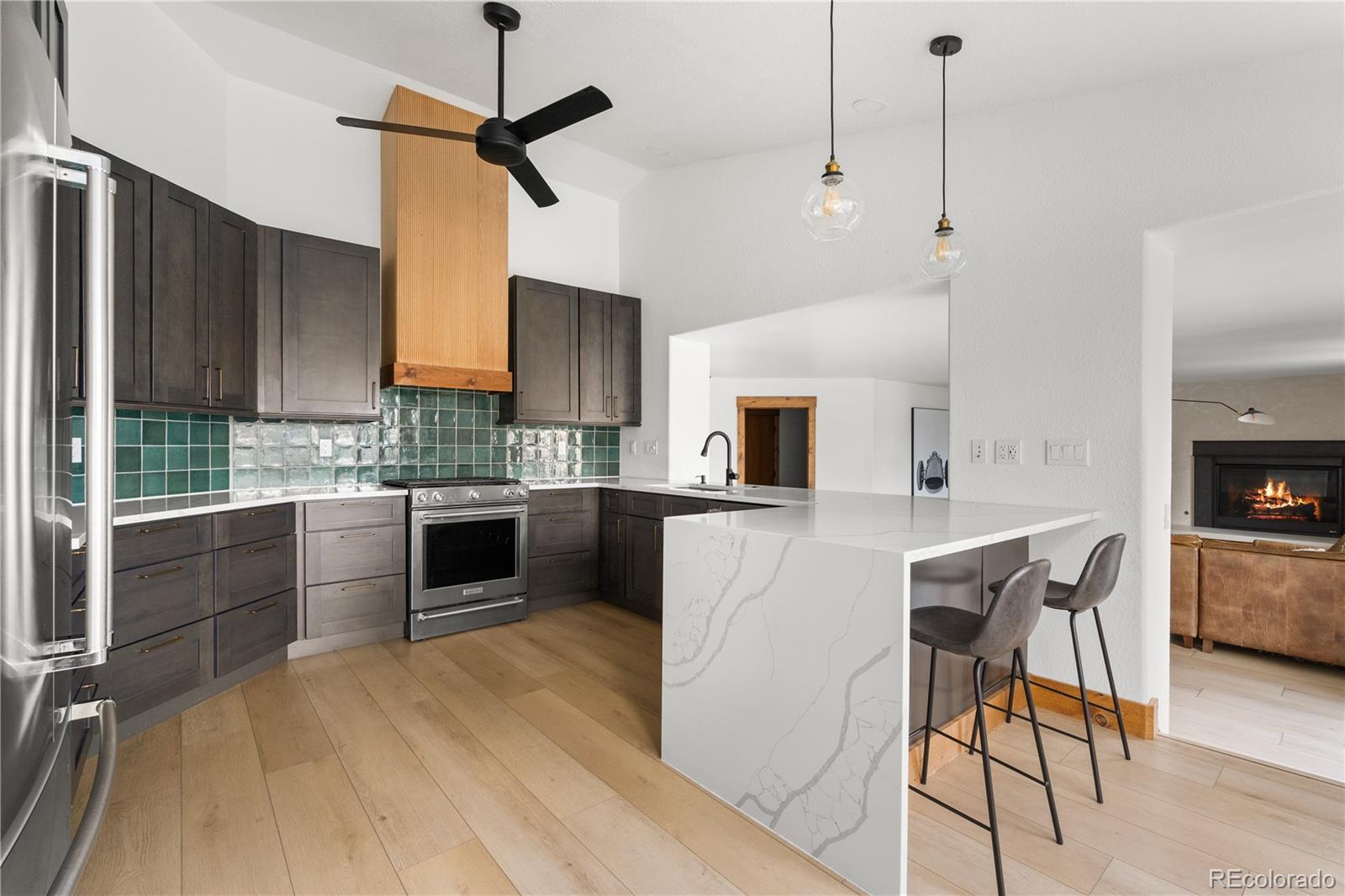 9662 W 69th Place