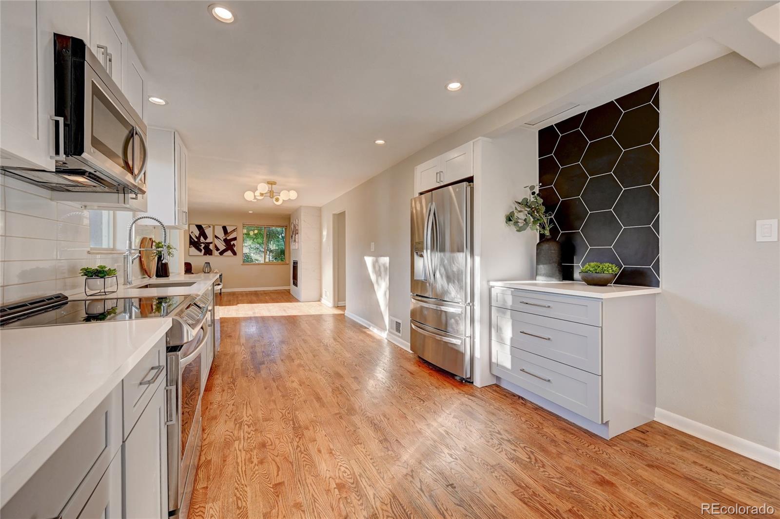 2810 S Sherman Street