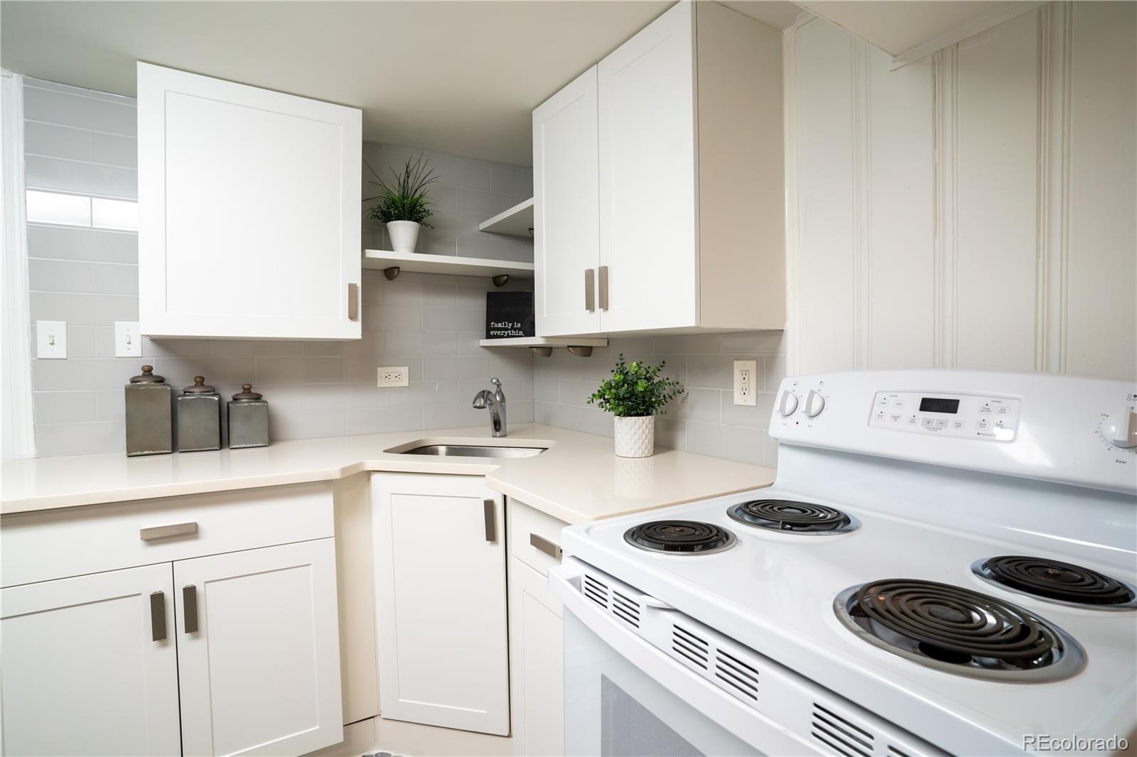 2810 S Sherman Street