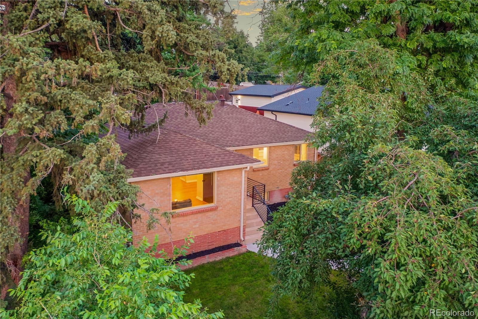 2810 S Sherman Street