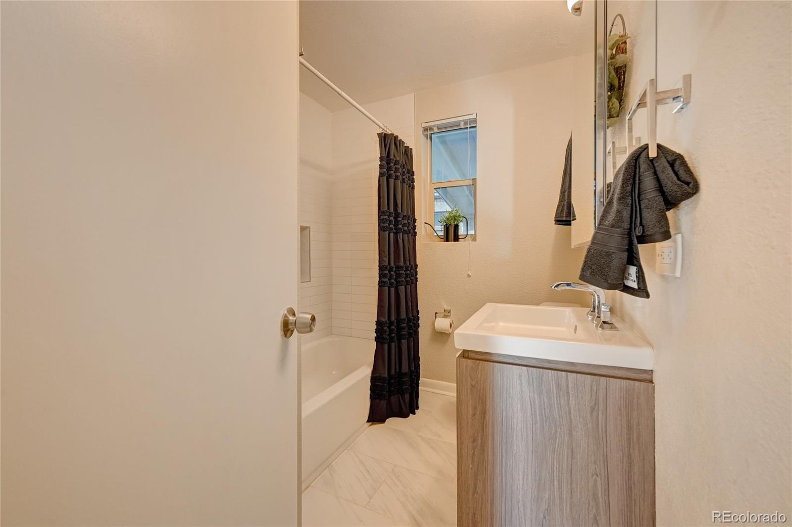 2810 S Sherman Street