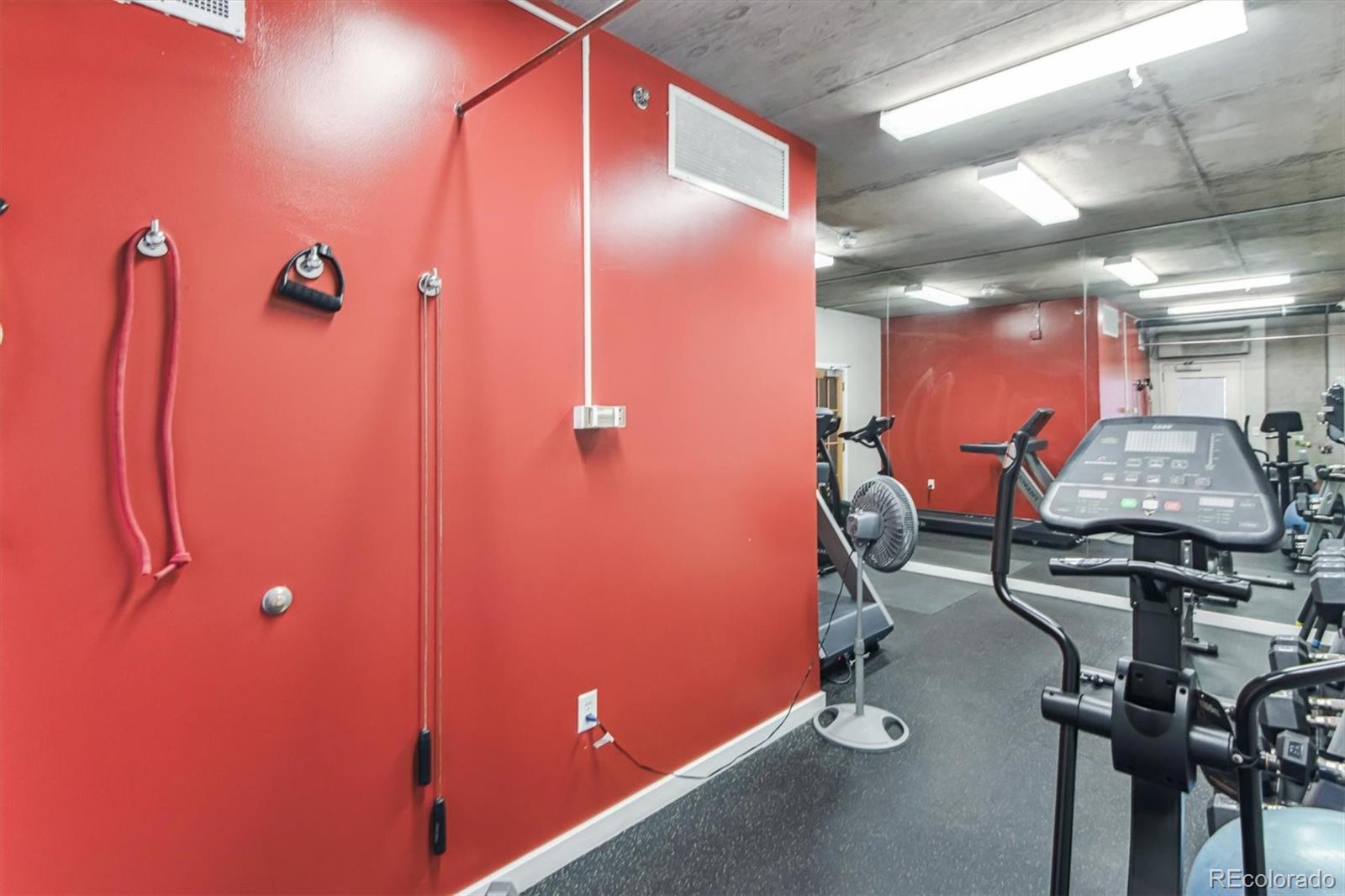 275 S Harrison Street Unit: 208