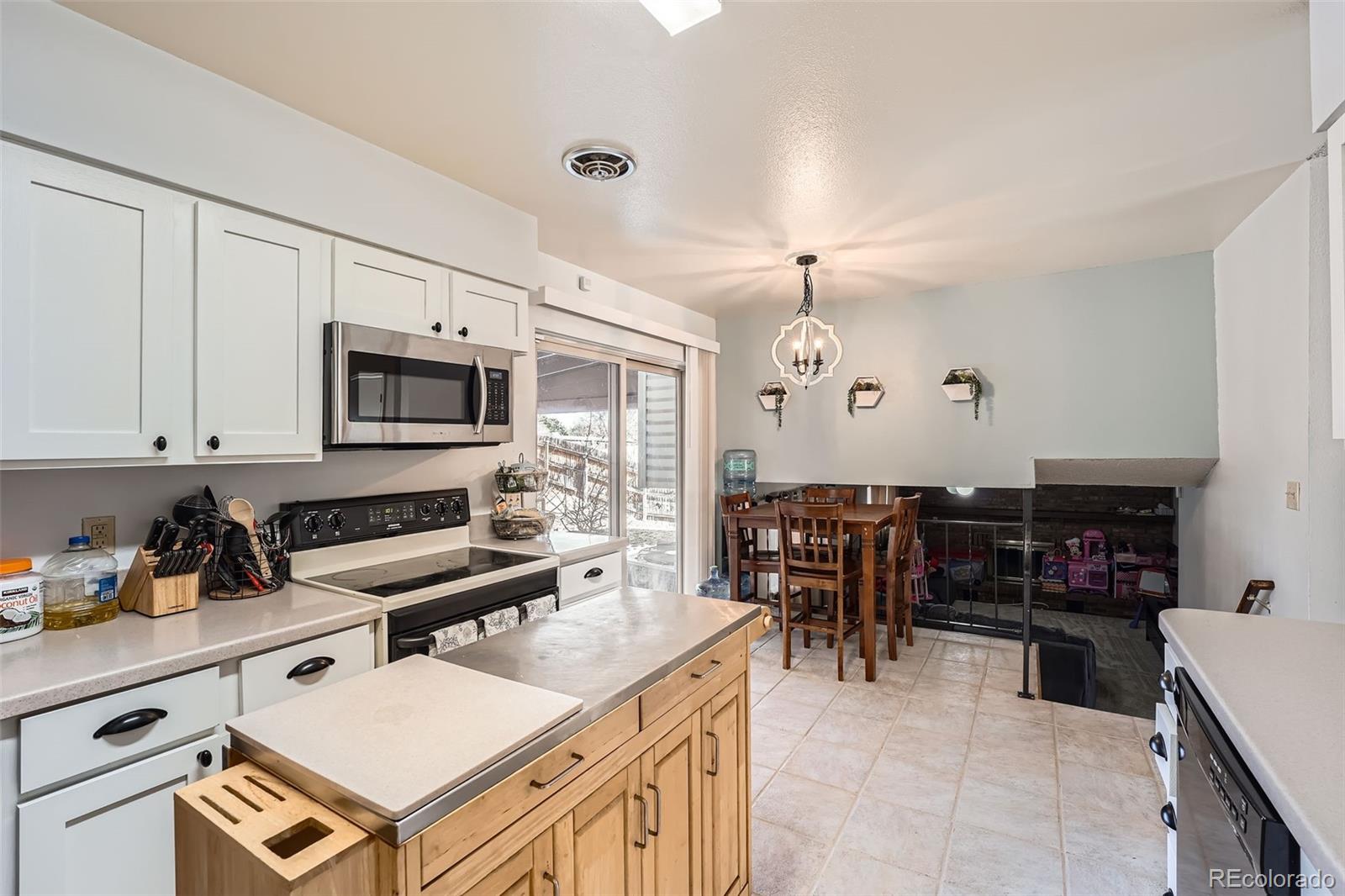 15341 E Arkansas Place