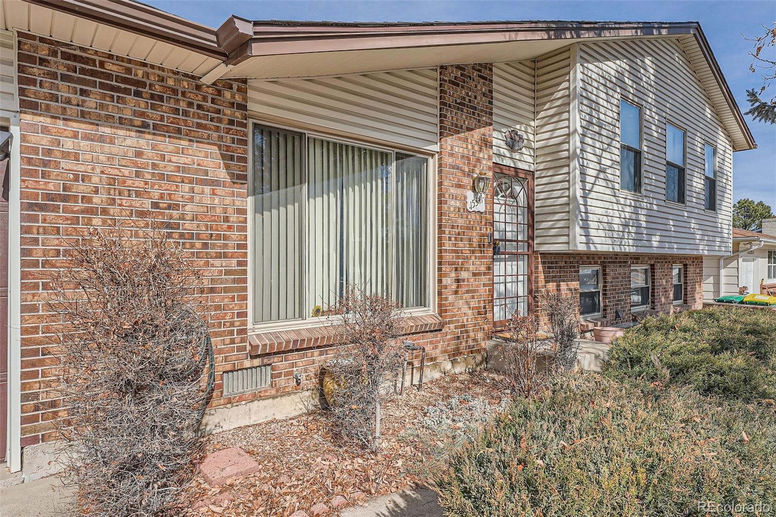 15341 E Arkansas Place