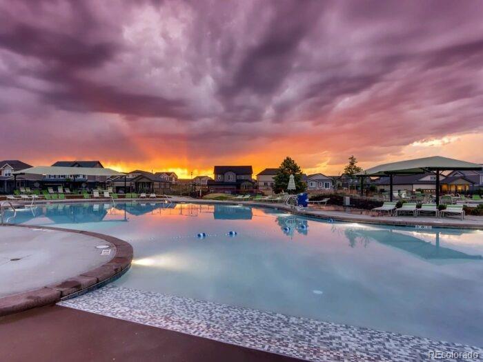 275 Gold Maple Street