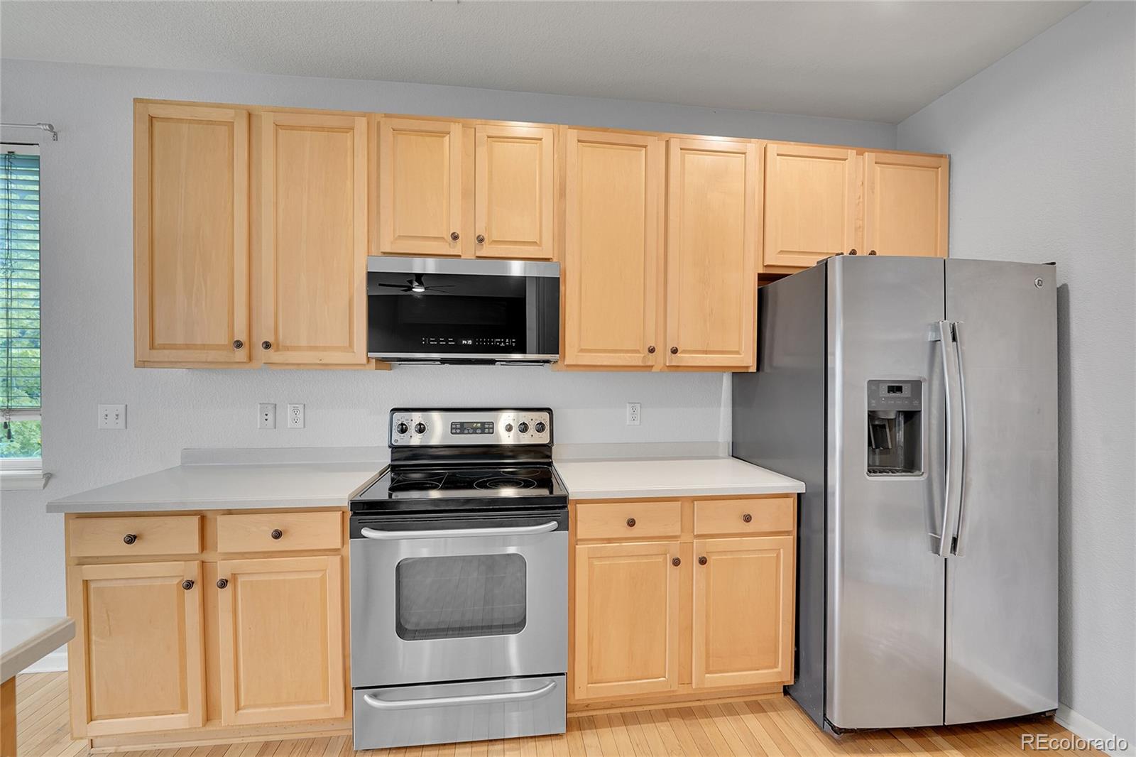 275 Gold Maple Street