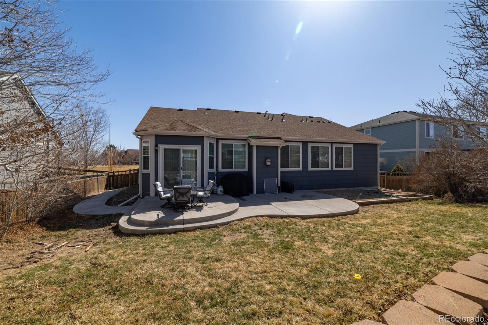 275 Gold Maple Street