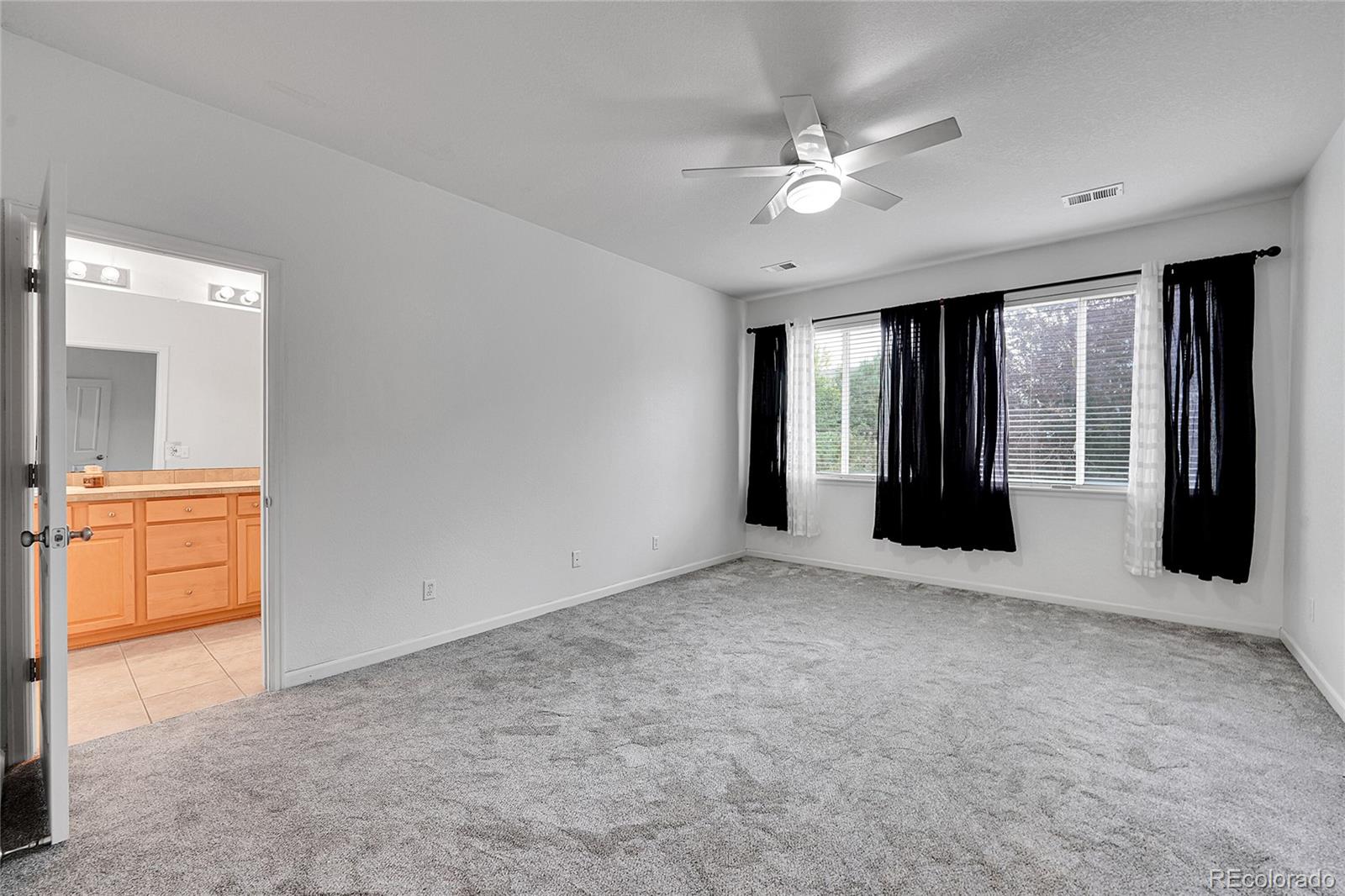 275 Gold Maple Street