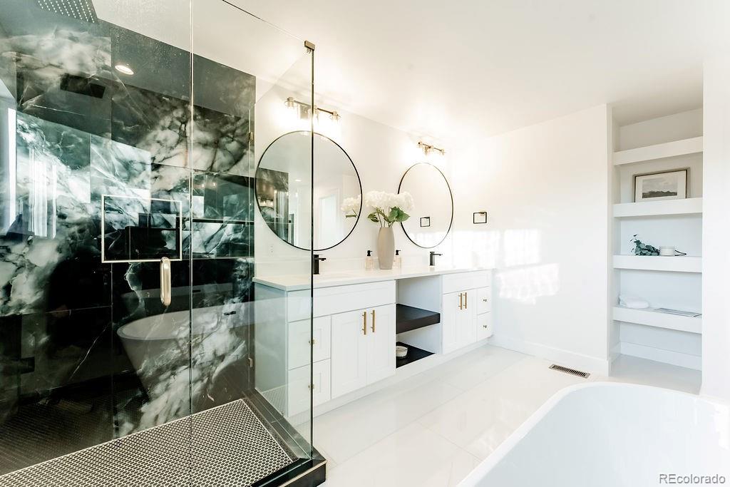 5200 W Ontario Avenue