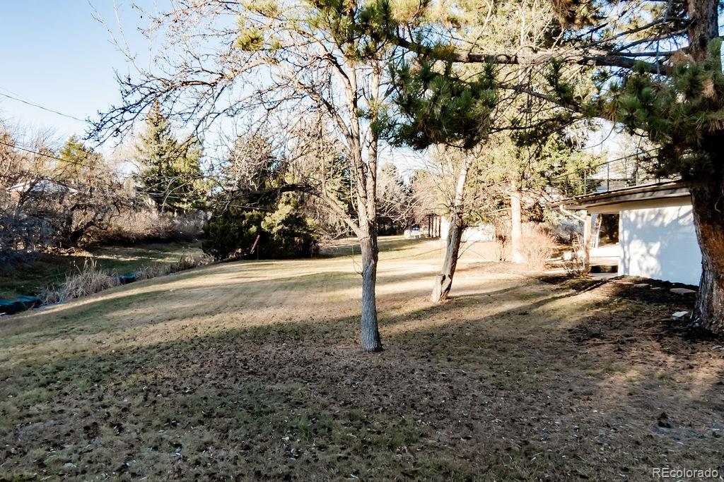 5200 W Ontario Avenue