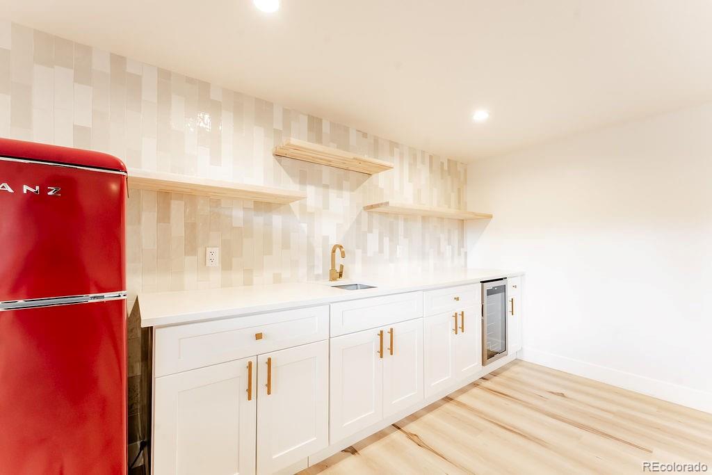 5200 W Ontario Avenue