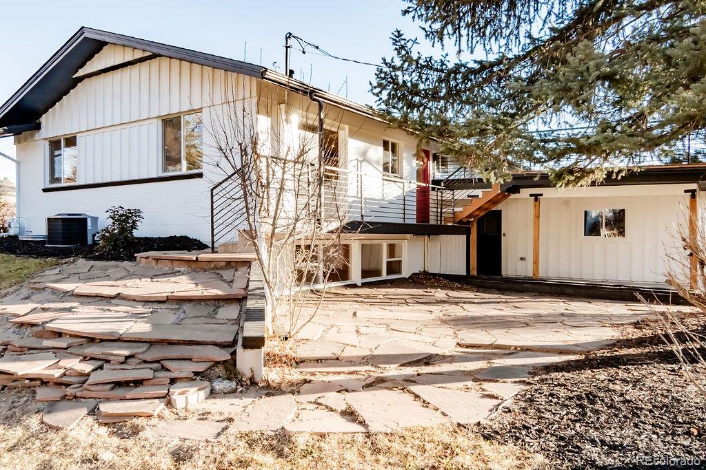 5200 W Ontario Avenue