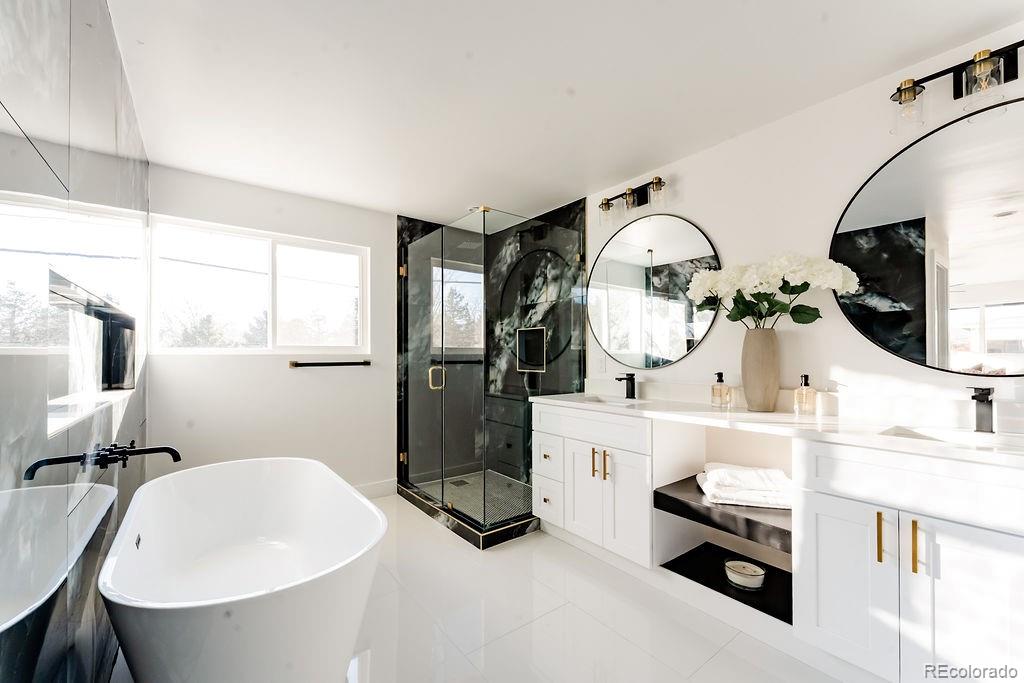 5200 W Ontario Avenue