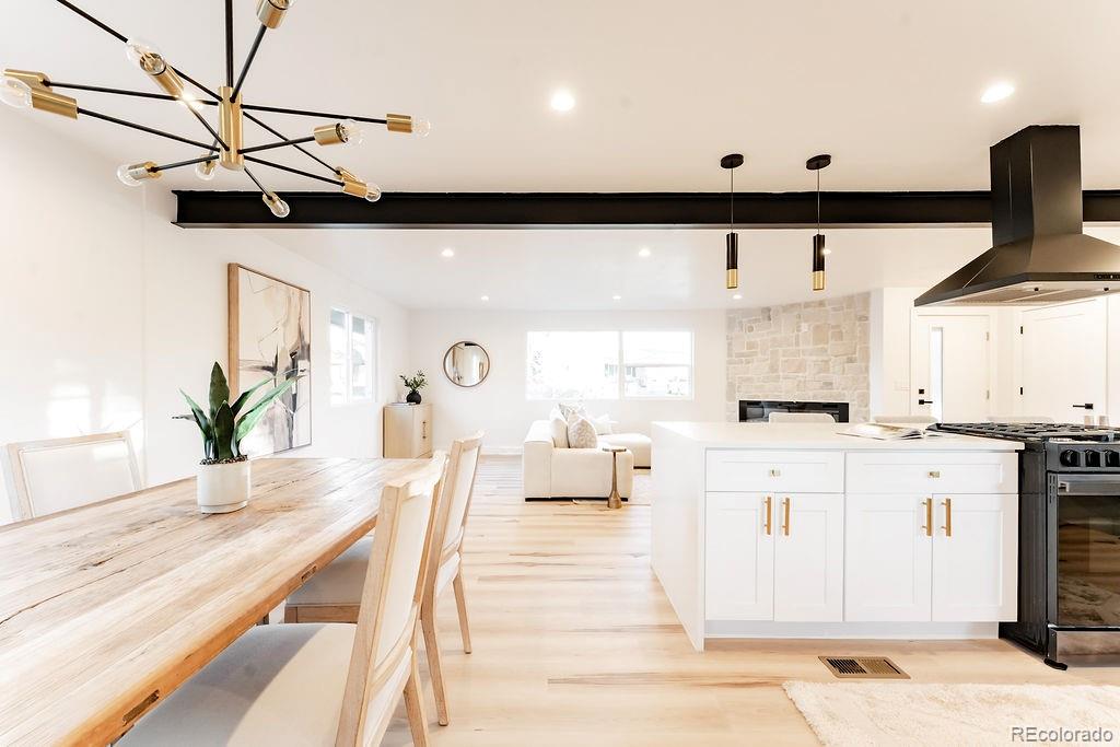 5200 W Ontario Avenue