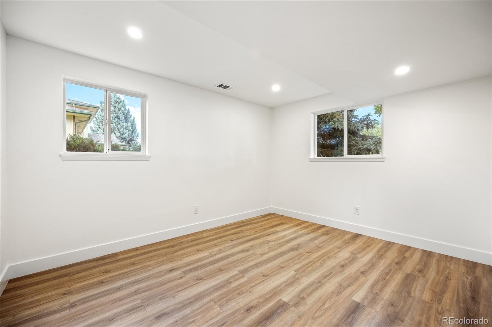 3145 S Beeler Street