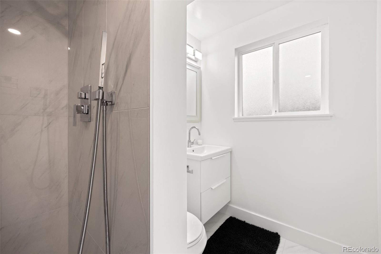 3145 S Beeler Street