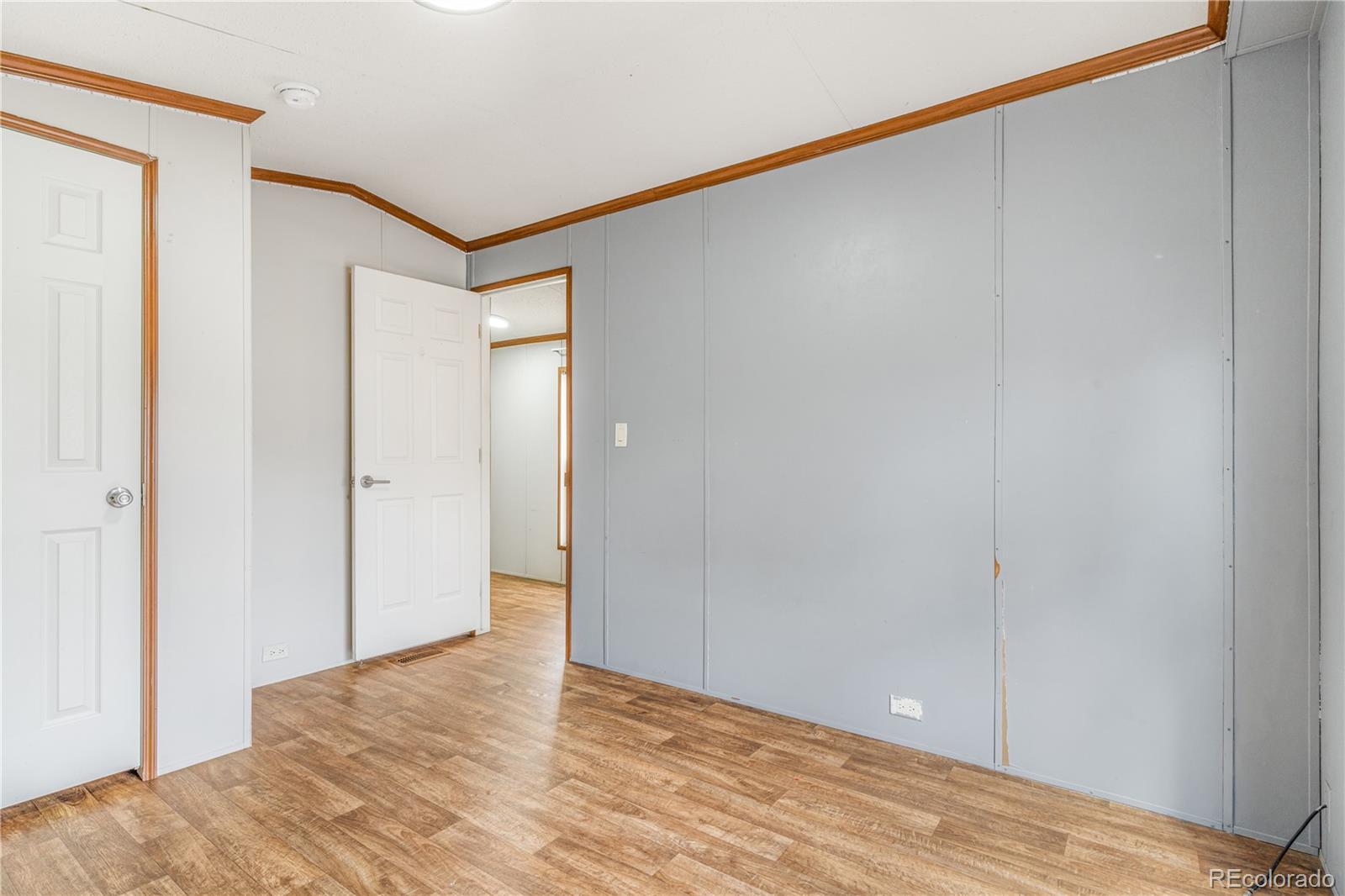 1500 W Thornton Pkwy