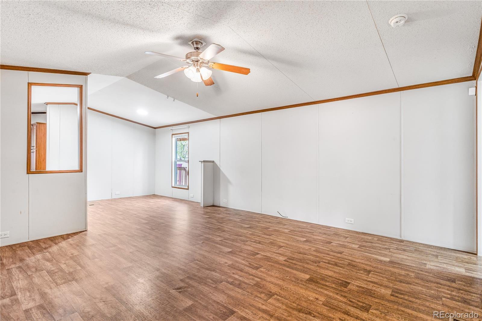 1500 W Thornton Pkwy