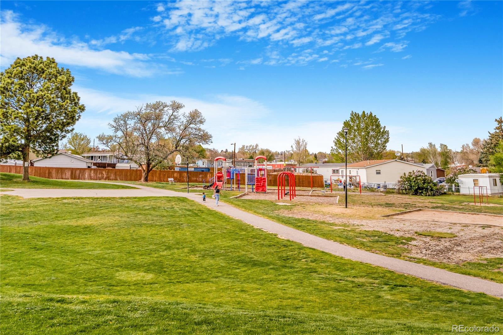 1500 W Thornton Pkwy