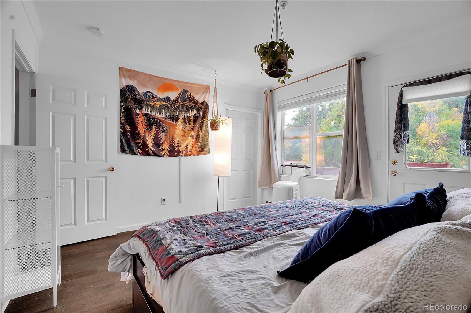 2610 Iris Avenue Unit: 104