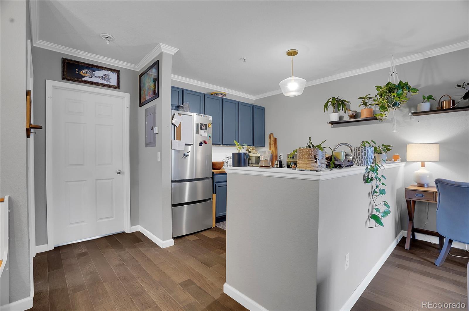2610 Iris Avenue Unit: 104