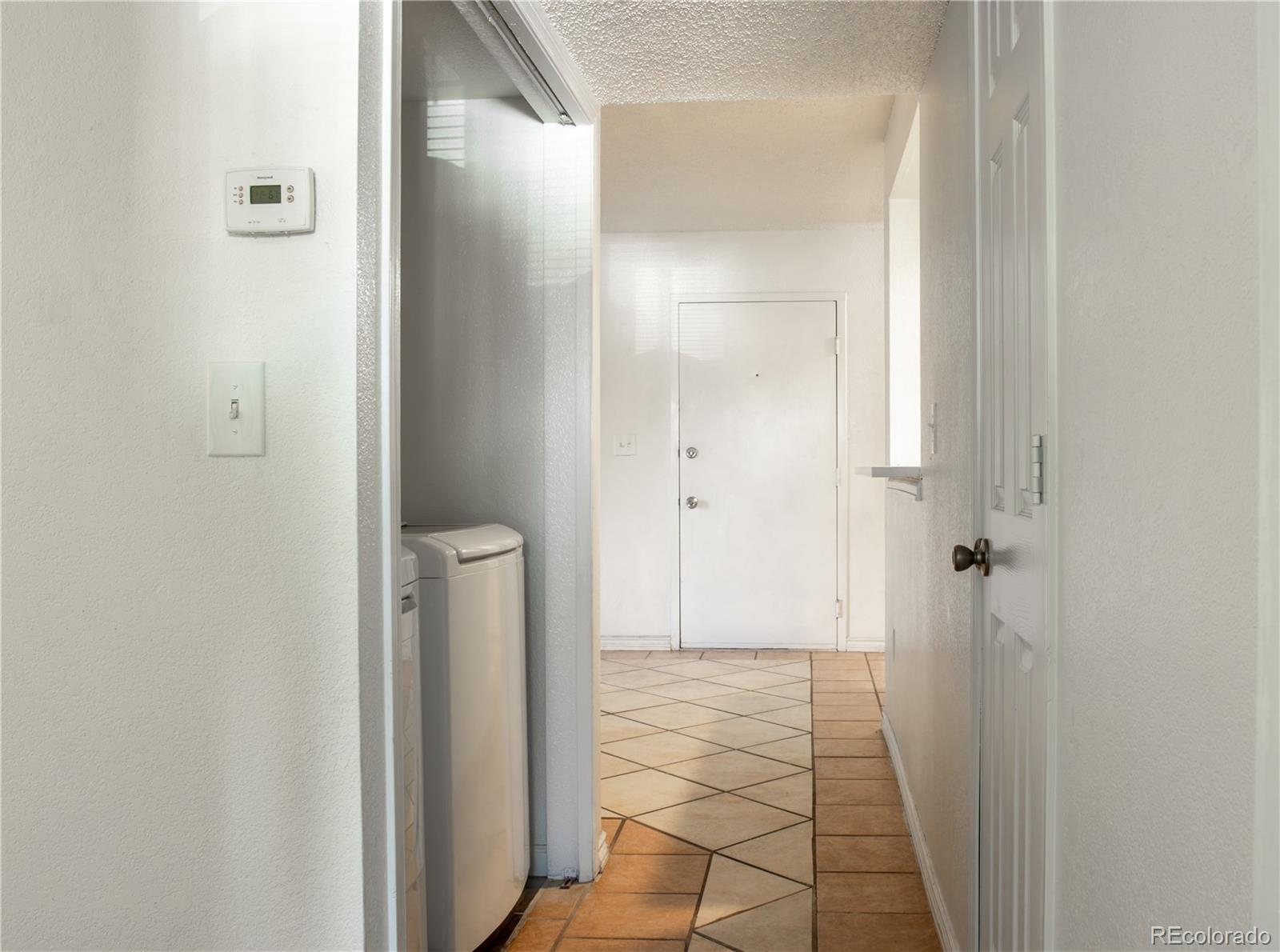 1075 S Elkhart Way Unit: 102