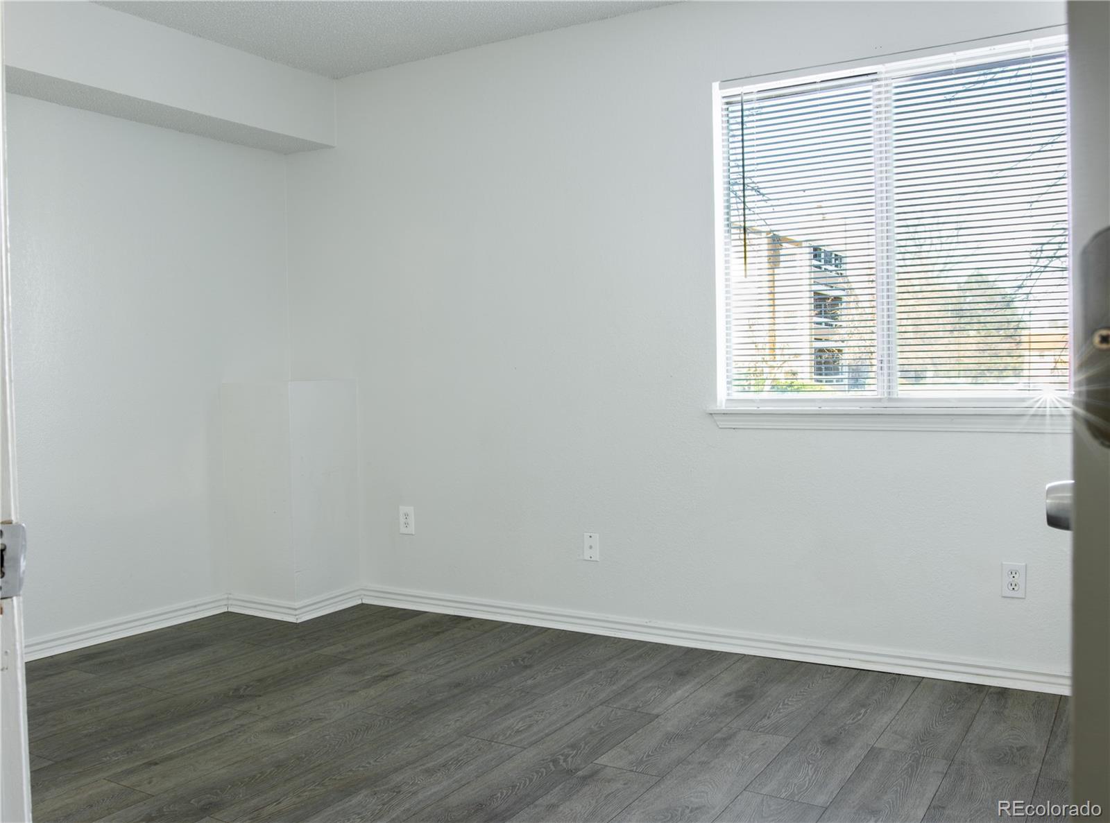 1075 S Elkhart Way Unit: 102