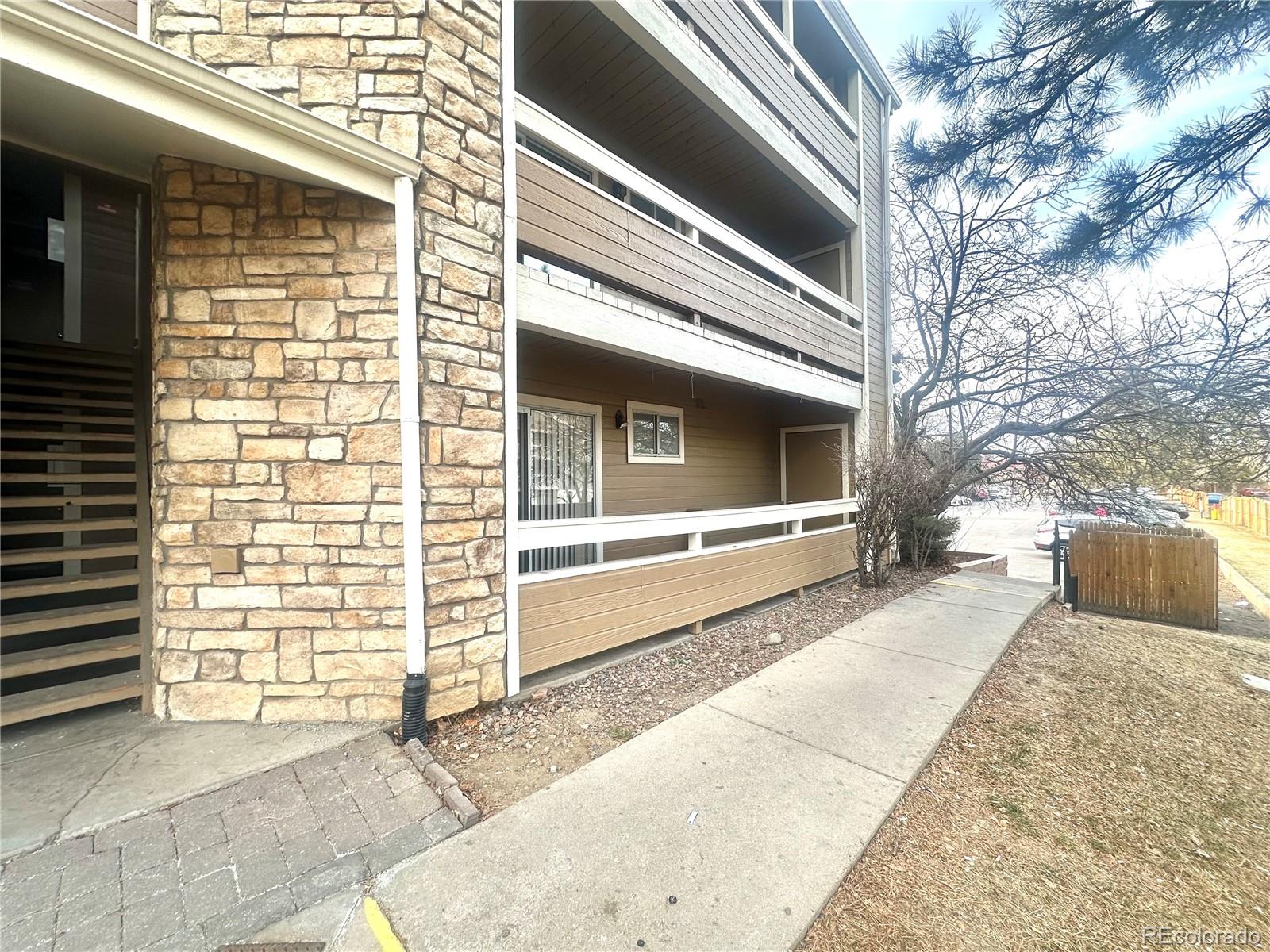 1075 S Elkhart Way Unit: 102