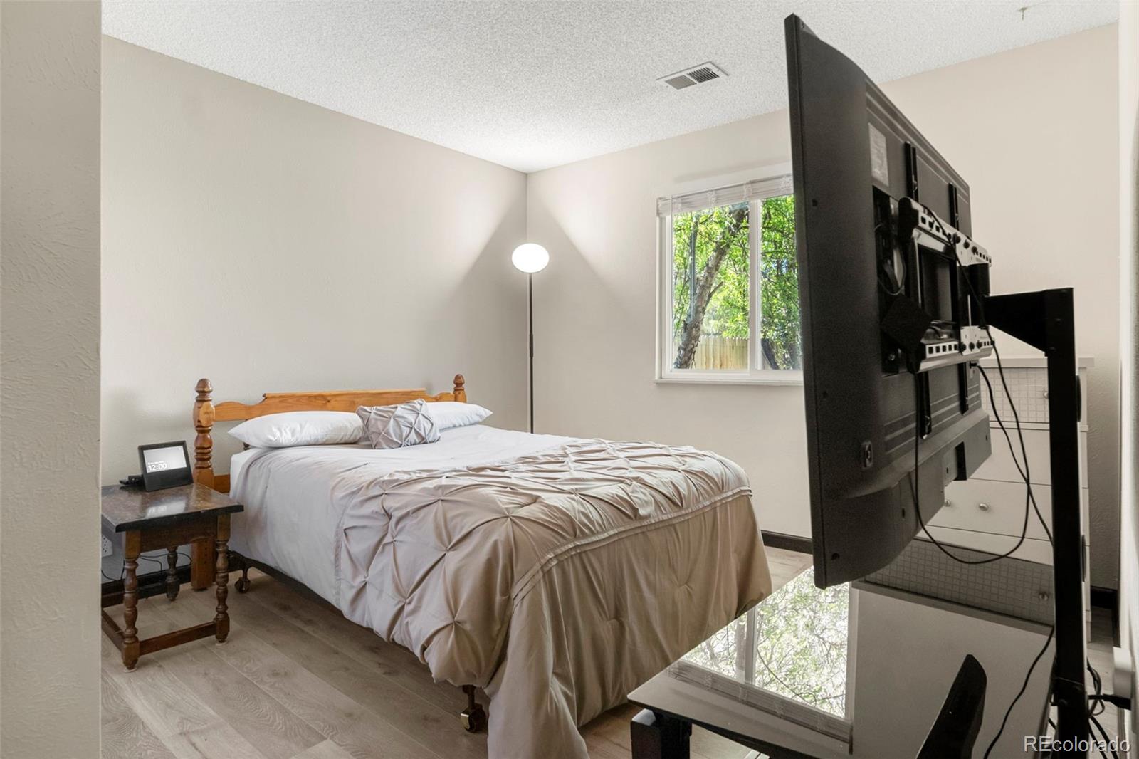 18465 E Crestline Circle