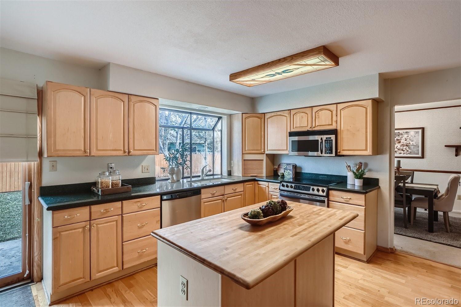 1736 Glenwood Drive
